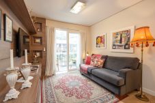 Apartment in Gramado - NOVO! Casa de Laura, loft a 400m da R Coberta!