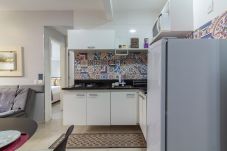 Apartment in Rio de Janeiro - 4 minutes from Copacabana | NSC304b