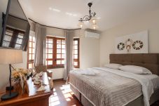 Apartment in Gramado - NOVO!Apto 2d a 700m da R Coberta! C Super Terraço!