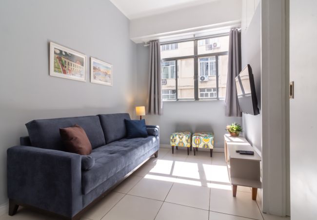 Apartment in Rio de Janeiro - 7 mins from Copacabana Beach | PFA603