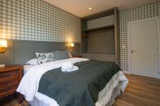 Apartment in Gramado - 2 Apês Conectados | 100m Rua Torta | P/ 8 Pessoas
