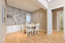 Apartamento en Madrid - Cozy Apartment Madrid. Bº SALAMANCA, IFEMA. AEROPUERTO. 2 ROOMS- 6 PAX - ELEVATOR .Temporal