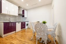 Apartamento en Madrid - (VEL551) Piso de 3 dormitorios y 2 en Salamanca