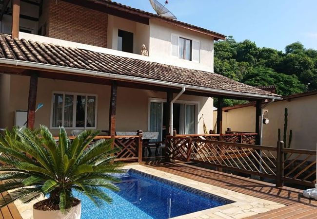 Casa en Ilhabela - Casa com piscina e lazer completo em Ilhabela/SP
