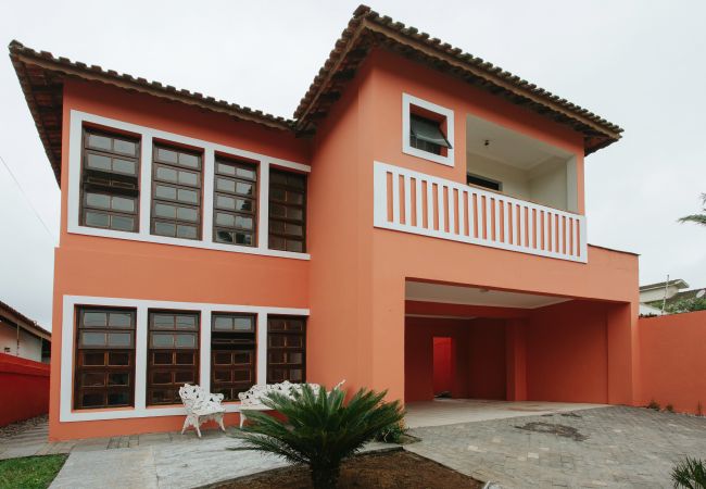 Casa en Guarujá - CASA PRAIA DE PERNAMBUCO A 100 MTS DA PRAIA