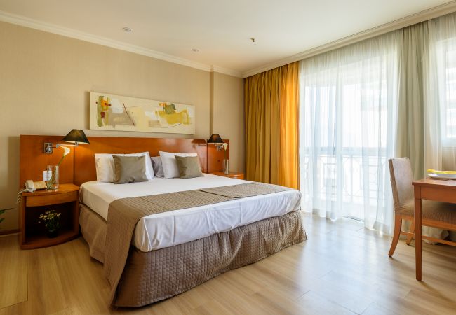 Alquiler por habitaciones en Rio de Janeiro - Suite, piscina y gimnasio | BPremium T1 1208.4