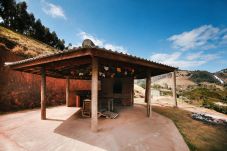 Casa en Joanópolis - Casa de Campo con Piscina y Vista a la Cachoeira dos Pretos