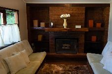 Casa en Campos do Jordão - Casa Charmosa com Lareira e Espaço de Lazer