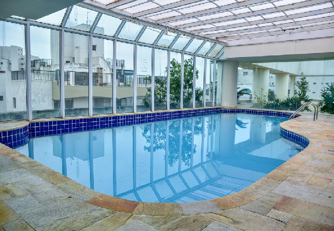 Apartamento en Guarujá - Flat c varanda na Praia de Pitangueiras-Guarujá/SP