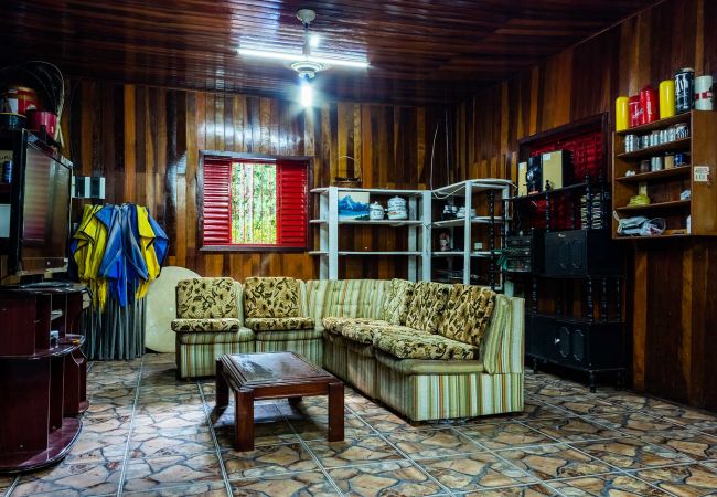 Casa en Acorizal - Ótima casa de campo com churrasq em Acorizal/MT