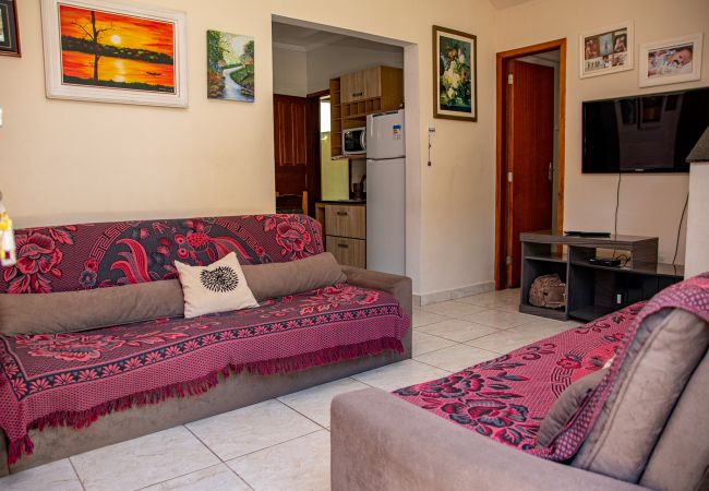 Casa en Mongaguá - Casa c ótima localização e churrasq em Mongaguá/SP