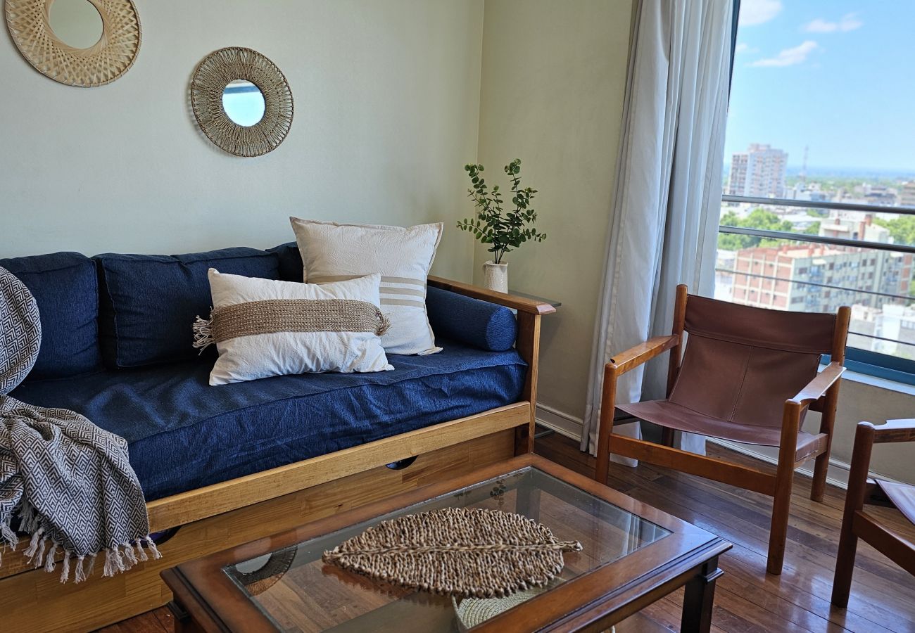 Apartamento en Mendoza - Vistas panorámicas, pileta y seguridad 24 hrs