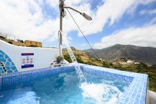 Destino turístico con alojamiento disponible para reservar en Liviind Travel