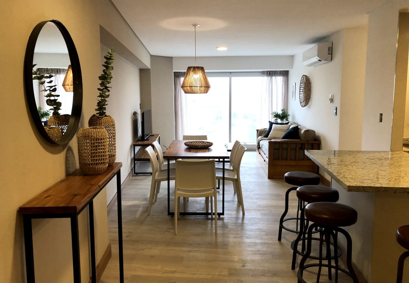 Apartamento en Mendoza -  Lujoso departamento con vistas a la montaña