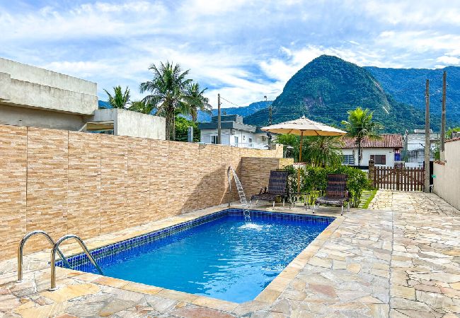 Casa en Bertioga - Ótima casa com WiFi e churrasqueira em Bertioga/SP