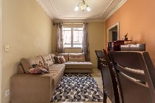 Apartamento en Belo Horizonte - Apto com ótima localização, Wi-Fi e garagem