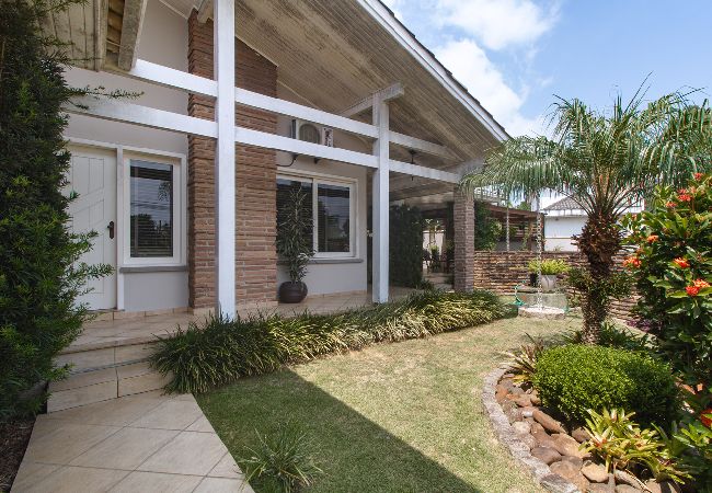 Casa en Criciúma - Casa c piscina, churrasq e Wi-Fi, lazer completo