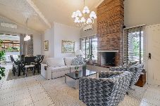 Casa en Criciúma - Casa c piscina, churrasq e Wi-Fi, lazer completo