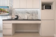 Apartamento en Madrid - M (DEL29) Almudena: Tu escapada urbana con aire de parque 