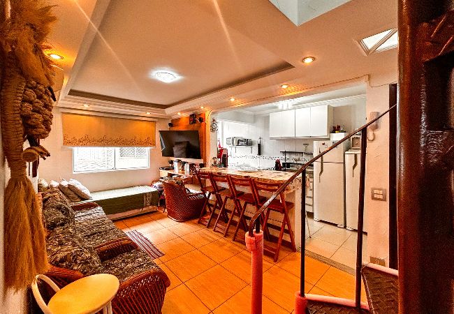 Apartamento en Guarujá - Apto a 800m da Praia da Enseada no Guarujá/SP