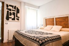 Apartamento en Madrid - (PEZ11) Agradable Apartamento de 2 Dormitorios y 2 baños en el Barrio Universidad. Temporal 