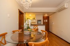 Apartamento en Gramado - 2D (c suíte) a 300 m de R Coberta.