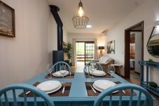 Apartamento en Gramado - 1 Dormitório Acolhedor a 80m do Lago Negro