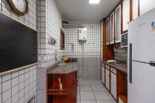 Apartamento en Gramado - 1 Dormitório Acolhedor a 80m do Lago Negro