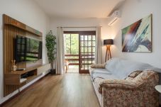 Apartamento en Gramado - 1 Dormitório Acolhedor a 80m do Lago Negro