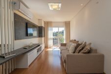 Apartamento en Gramado - Espaçoso Apto Alto Padrão 2 suítes junto ao centro