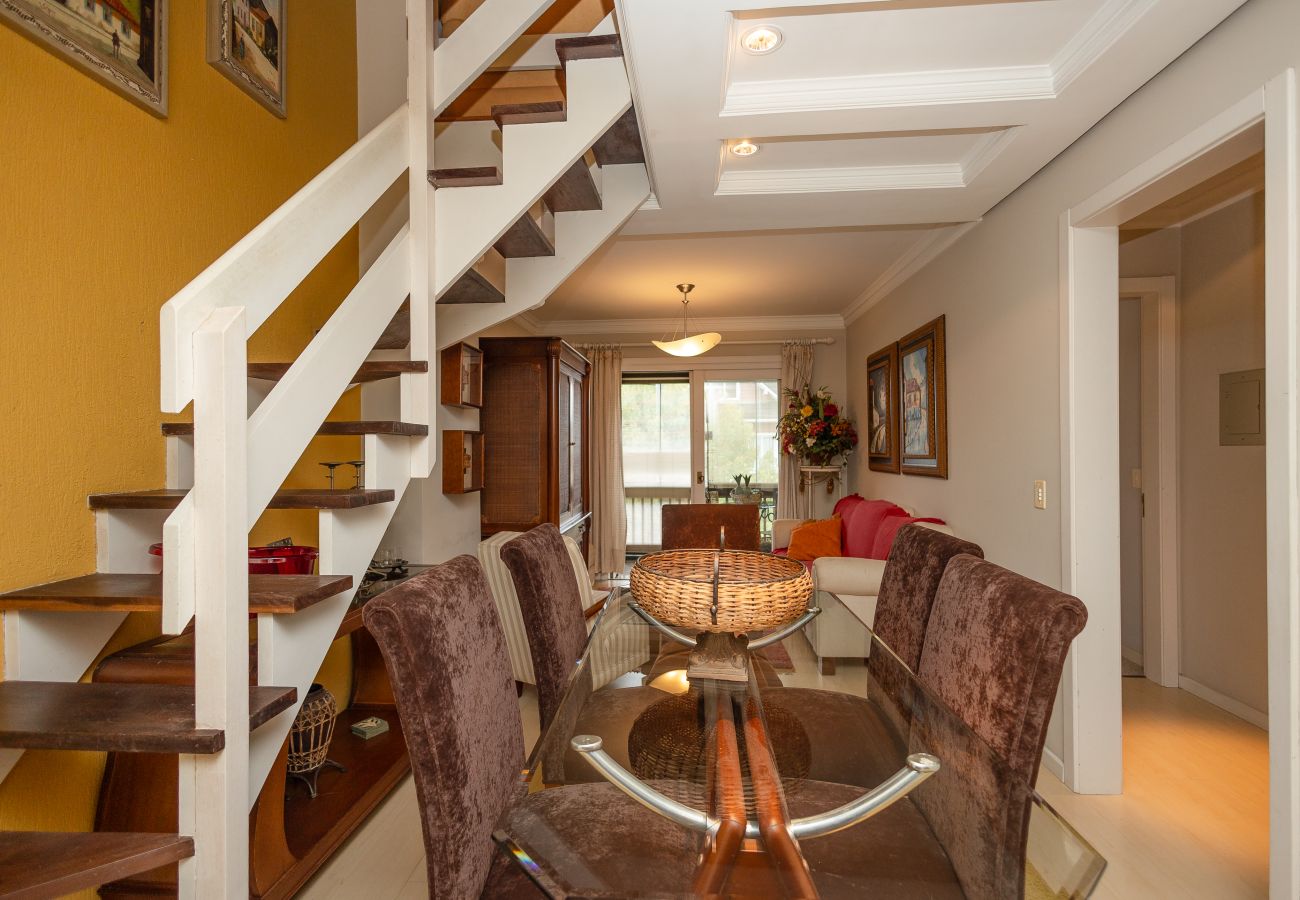 Apartamento en Gramado - Duplex 4D no coração de Gramado, 300m da R Coberta