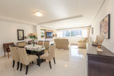 Apartamento en Gramado - Apto Amplo 3D (1 suíte), a 400m da R Coberta!