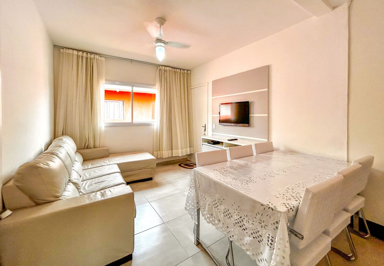 Apartamento en Bertioga - Apto com WiFi a 3 min de carro da Praia da Enseada