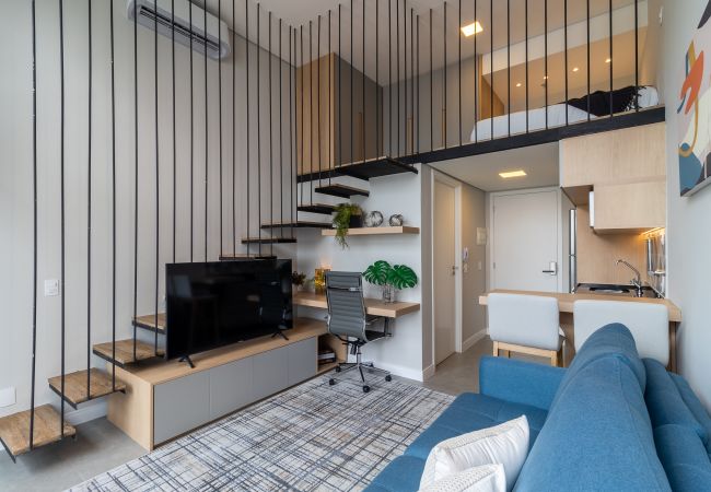 Estudio en São Paulo - Duplex na Rua Oscar Freire