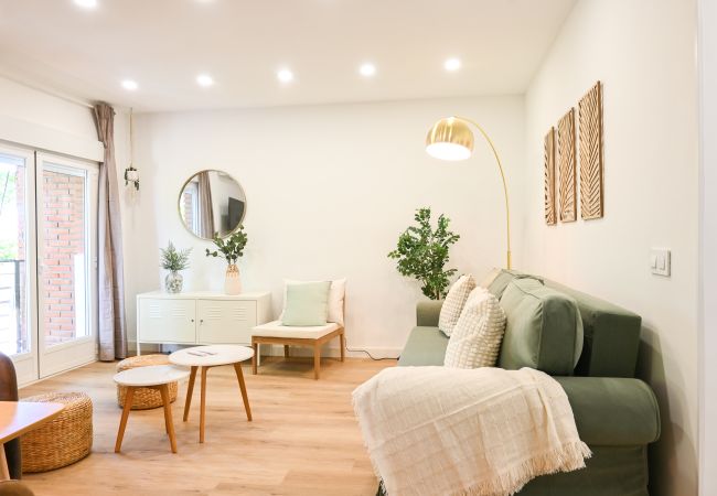 Apartamento en Madrid - Coqueto Apartamento de 2 dormitorios en Hortaleza Temporal