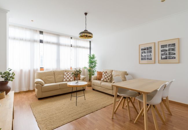 Apartamento en Las Palmas de Gran Canaria - Moderno piso de 3 habitaciones cerca de Triana