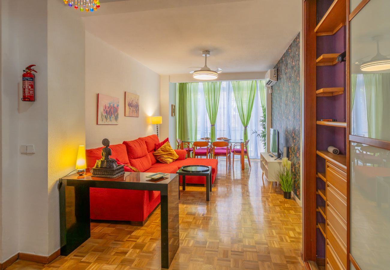 Apartamento en Madrid - Amplio apartamento de tres dormitorios en Arganzuela .Temporal