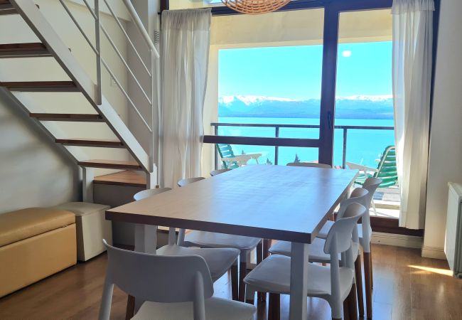 Apartamento en San Carlos de Bariloche - Kumelka departamento con vista al Lago Nahuel Huapi