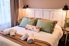 Apartamento en San Carlos de Bariloche - Letra y Musica departamento en barrio Belgrano en Bariloche