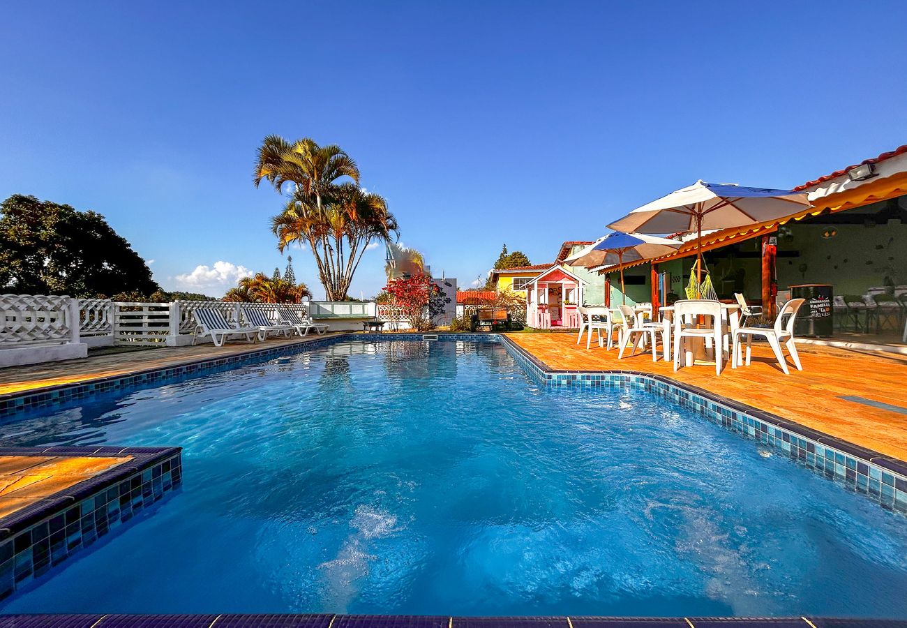 Casa en Mairinque - Chácara com lazer completo em Mairinque/SP 