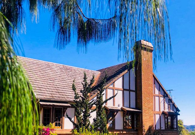 Casa en Camanducaia - Casa sofisticada com lareira e conforto