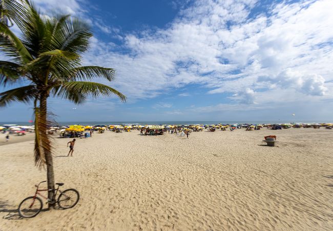 Apartamento en Praia Grande - Apto a 260m do mar com ar-condicionado e Wi-Fi
