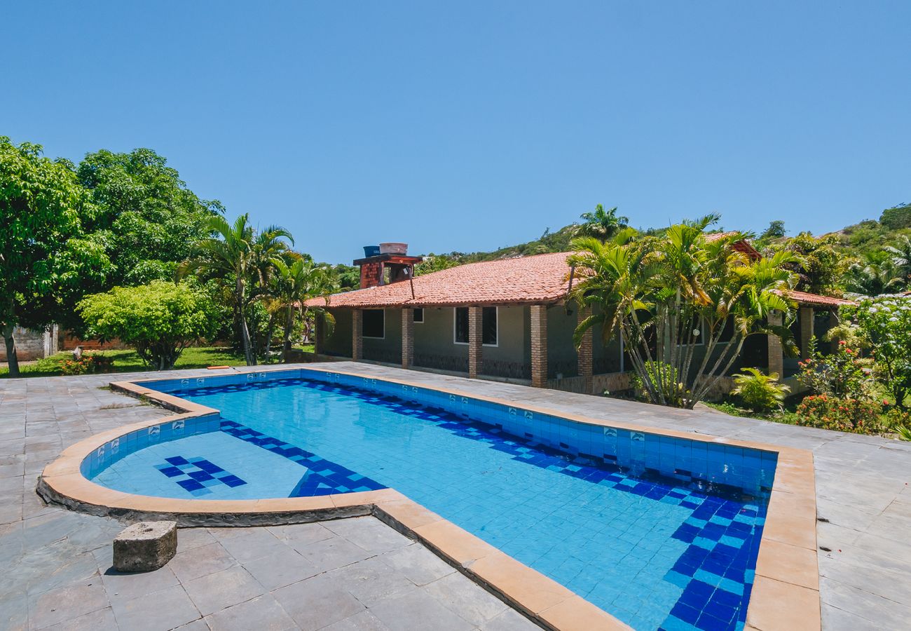 Casa en Camaçari - Casa encantadora c Wi-fi, piscina e churrasqueira 