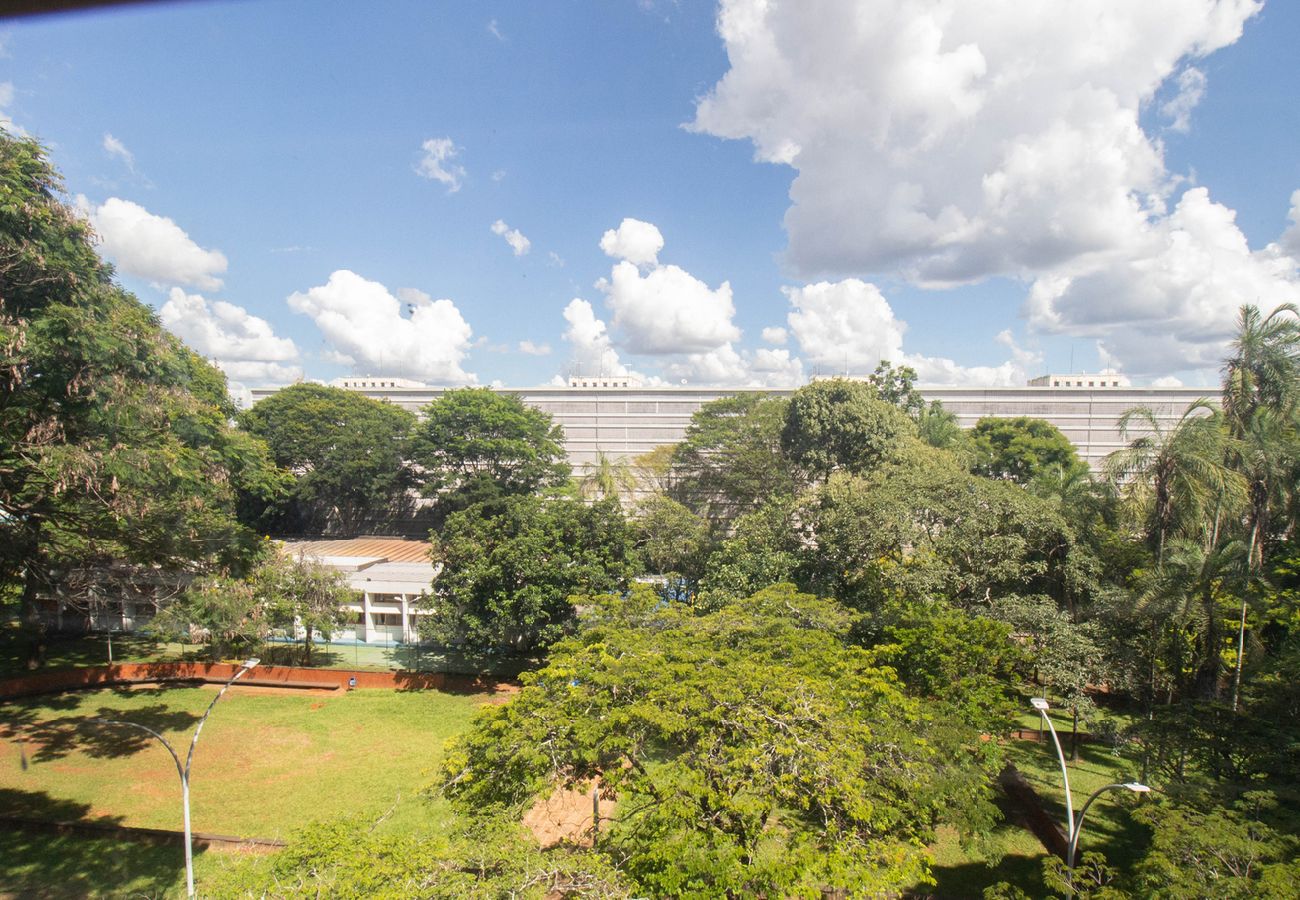 Apartamento en Brasilia - Apto com boa localização,garagem e ar-condicionado