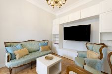 Apartamento en Madrid - Acogedor piso con balcones en el centro de Madrid , a unos pasos de la Plaza Mayor .Temporal