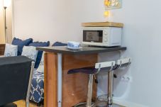 Apartamento en Madrid - Piso de 2 dormitorios a pasos del Museo Reina Sofía: confort y ubicación perfecta en Madrid .Temporal