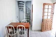 Casa en Ilhabela - Casa com ótima localização e churrasqueira