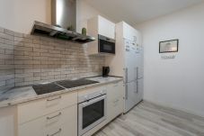 Alquiler por habitaciones en Madrid - Berlín: habitación con comodidad y zonas compartidas Gran Vía-Madrid.Temporal