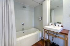 Apartamento en Madrid - Dúplex de 3 Dormitorios – Amplio, Luminoso cerca del Paseo de la Castellana .Temporal