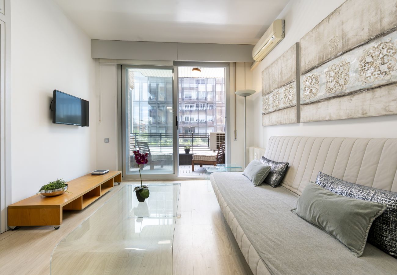 Apartamento en Madrid - Piso de 1 dormitorio con terraza-Alquiler mensual en Madrid 